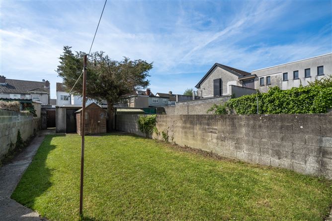 22 Manor Park, Palmerstown, Dublin 20