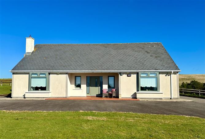 Sandy Lane on c. 5.23 acres Glenbough, Curracloe, Wexford