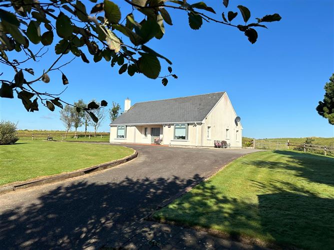 Sandy Lane on c. 5.23 acres Glenbough, Curracloe, Wexford