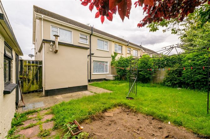 Photo 11 of 23 — 17 Brookside, Bettystown, Meath