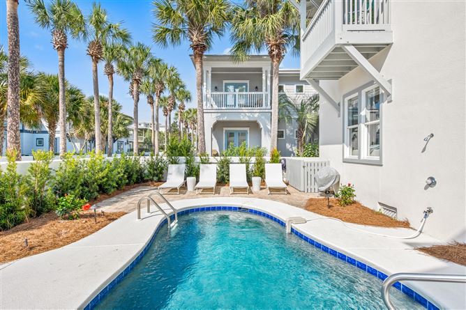 Gulf Light Gem,Inlet Beach,Florida,USA