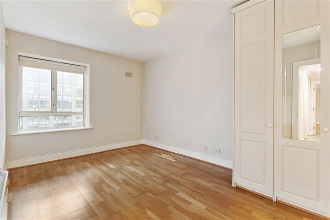 82 Pembroke Square, Grand Canal Street Upper, Dublin 4