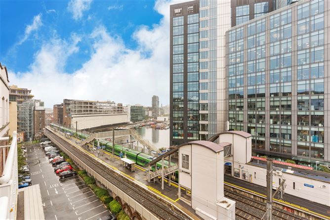 82 Pembroke Square, Grand Canal Street Upper, Dublin 4