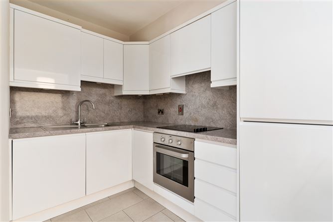 82 Pembroke Square, Grand Canal Street Upper, Dublin 4