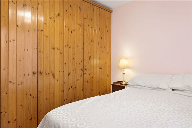 38 Merrion Grove, Stillorgan Road, Co. Dublin