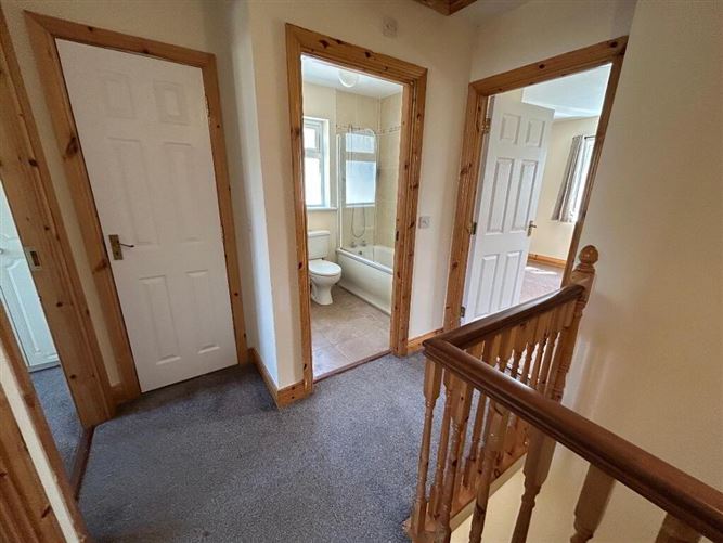 17 Roselawn, Bolton Woods, Callan, Kilkenny
