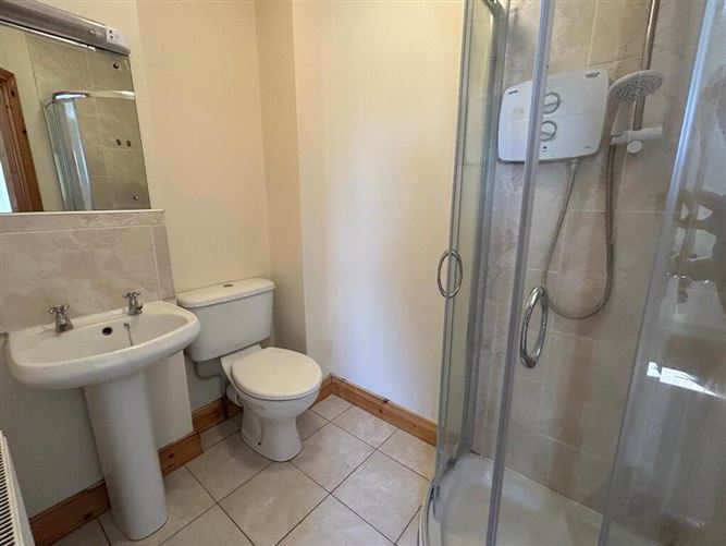 17 Roselawn, Bolton Woods, Callan, Kilkenny