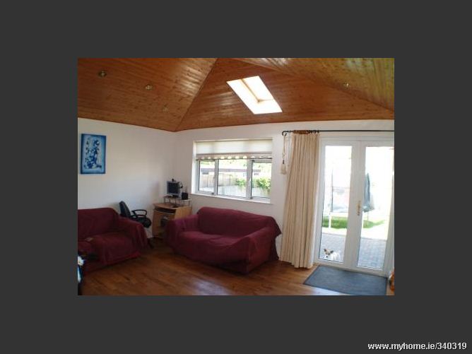 69 Sarsfield Park, Lucan, Co. Dublin
