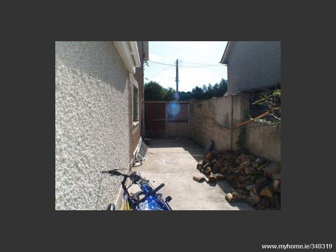 69 Sarsfield Park, Lucan, Co. Dublin