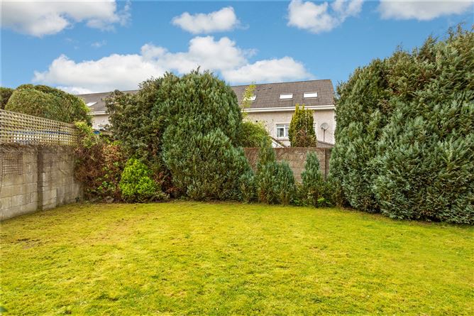 40 College Grove, Castleknock, Dublin 15