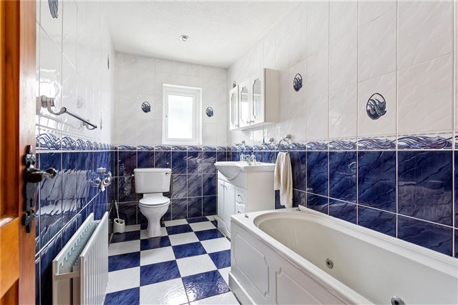40 College Grove, Castleknock, Dublin 15