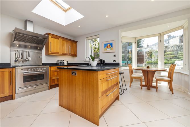 8 Castlepark Road, Sandycove, Co. Dublin