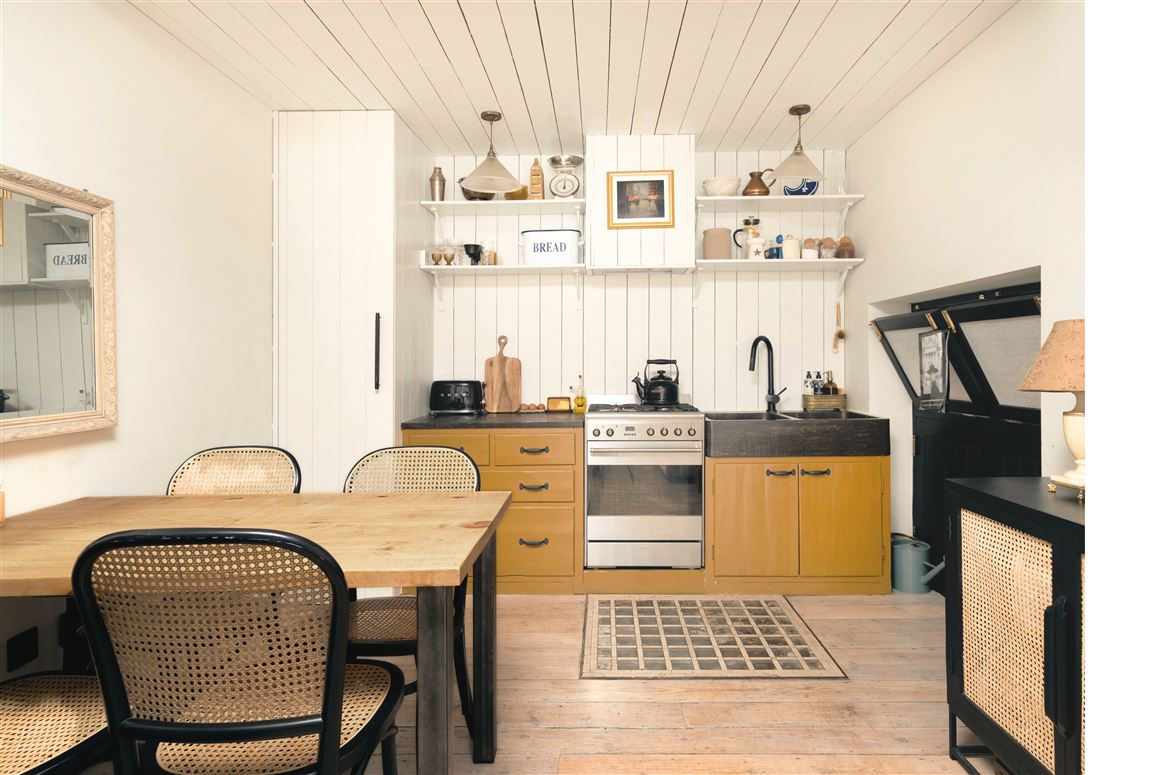 De Beauvoir Maisonette,London,Greater London,United Kingdom