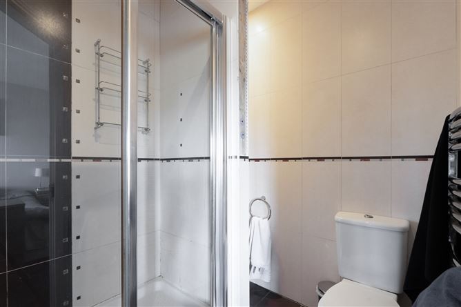 2, Verona, Off Kilgobbin Road, Leopardstown, Dublin 18