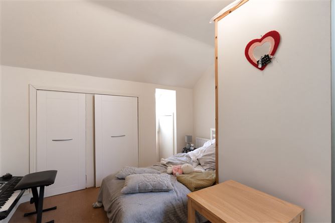 2, Verona, Off Kilgobbin Road, Leopardstown, Dublin 18