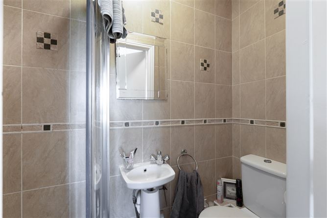 2, Verona, Off Kilgobbin Road, Leopardstown, Dublin 18