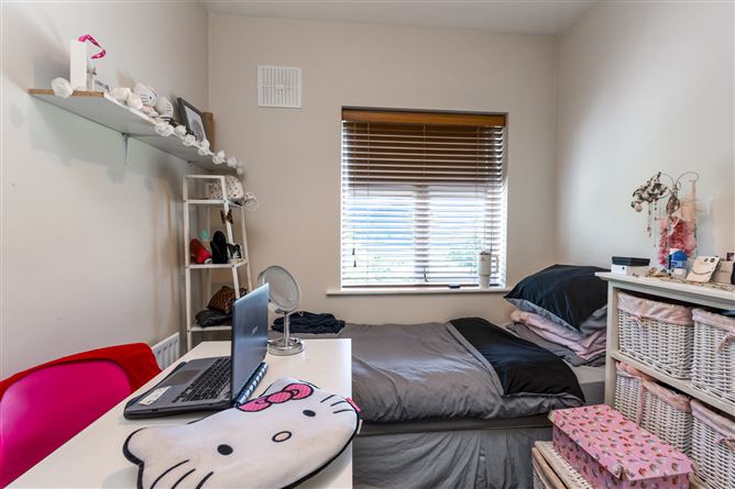 2, Verona, Off Kilgobbin Road, Leopardstown, Dublin 18