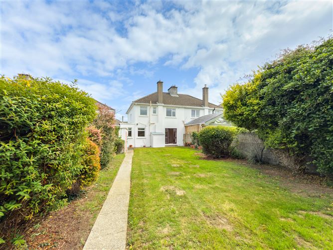 24 Hollywood Drive, Goatstown,   Dublin 14