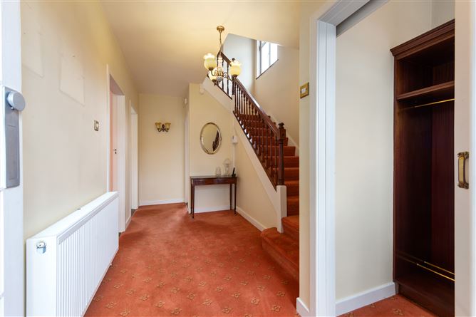 24 Hollywood Drive, Goatstown,   Dublin 14