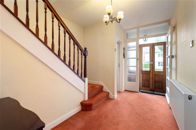 24 Hollywood Drive, Goatstown,   Dublin 14