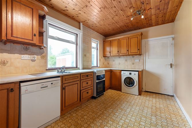 24 Hollywood Drive, Goatstown,   Dublin 14