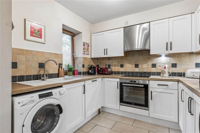 Apartment 1, Kingston Hall, Harold`s Grange Road, Dublin 18