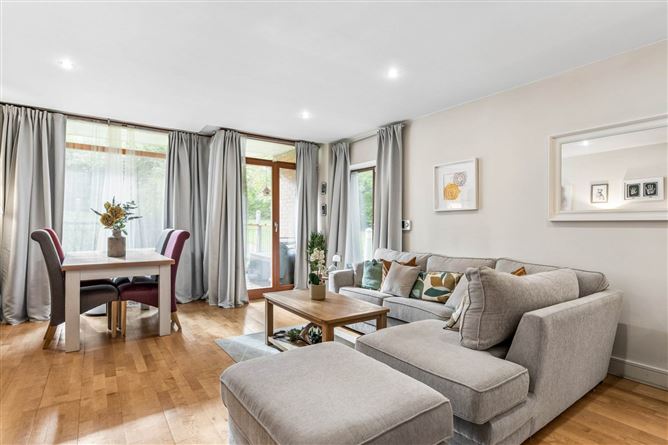 Photo 2 of 18 — Apartment 1, Kingston Hall, Harold`s Grange Road, Dublin 18