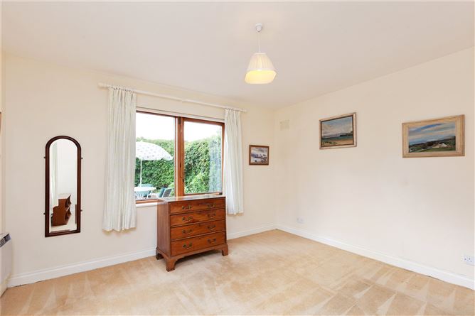 15 Silchester Court, Silchester Road, Glenageary, Co. Dublin