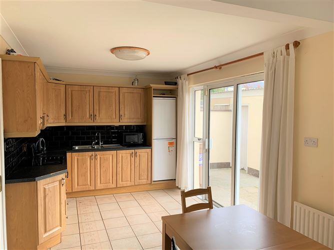 10 Clifton Avenue, Newcastle, Galway City, Galway