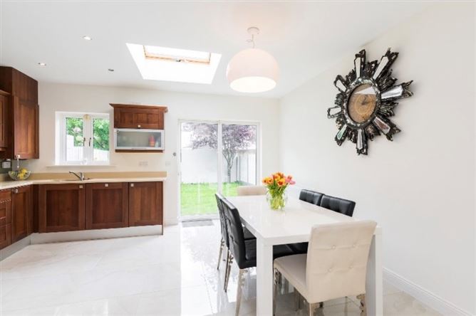 6 St Edmunds Park, Lucan, Co. Dublin
