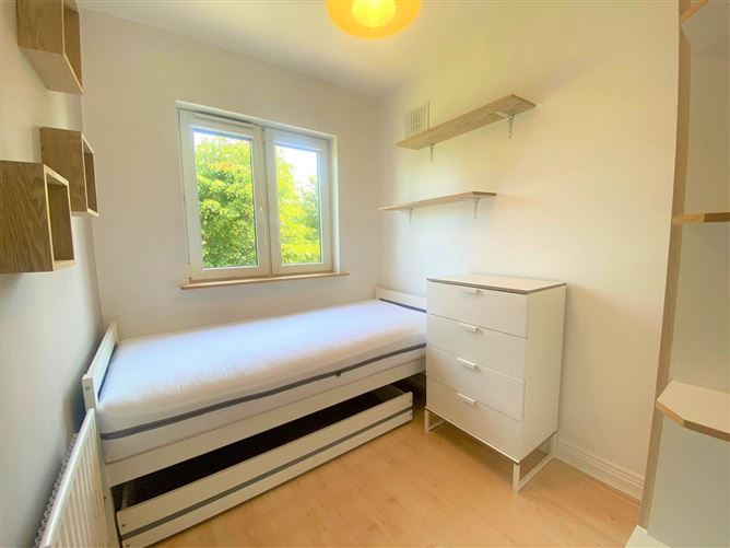 Ellensborough Grove, Kiltipper, Dublin 24