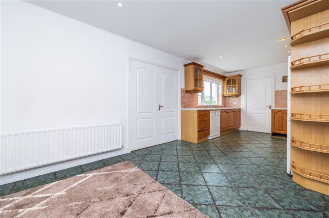 https://photos-a.propertyimages.ie/media/9/1/4/4999419/021440b8-75a9-4a1a-beda-3a04cc381b02_l.jpg
