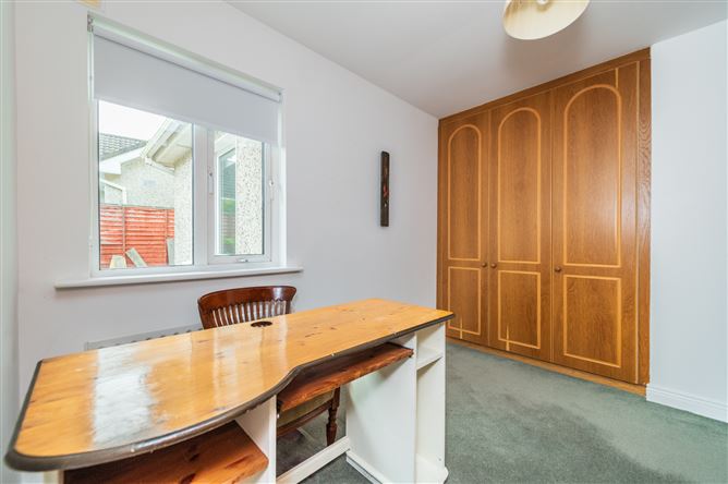 https://photos-a.propertyimages.ie/media/9/1/4/4999419/021440b8-75a9-4a1a-beda-3a04cc381b02_l.jpg