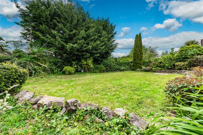 https://photos-a.propertyimages.ie/media/9/1/4/4999419/021440b8-75a9-4a1a-beda-3a04cc381b02_l.jpg
