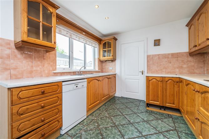 https://photos-a.propertyimages.ie/media/9/1/4/4999419/021440b8-75a9-4a1a-beda-3a04cc381b02_l.jpg