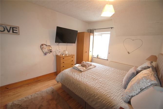 3 Grove St, Roscrea, Co. Tipperary