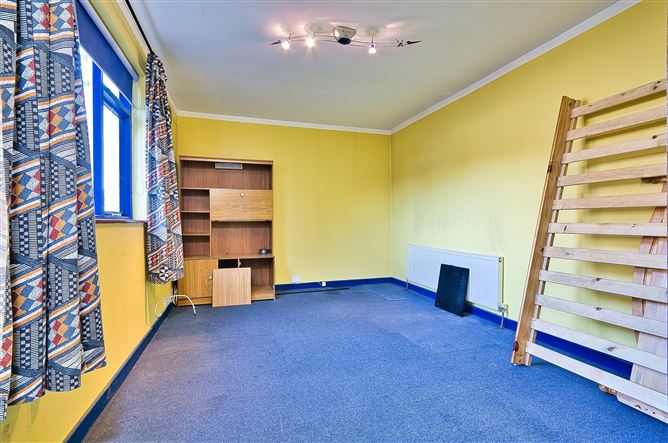 17 Muckross Grove, Perrystown, Dublin 12