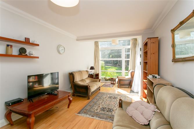 3 The Willows, Dunstaffnage Hall, Old Church Road, Stillorgan