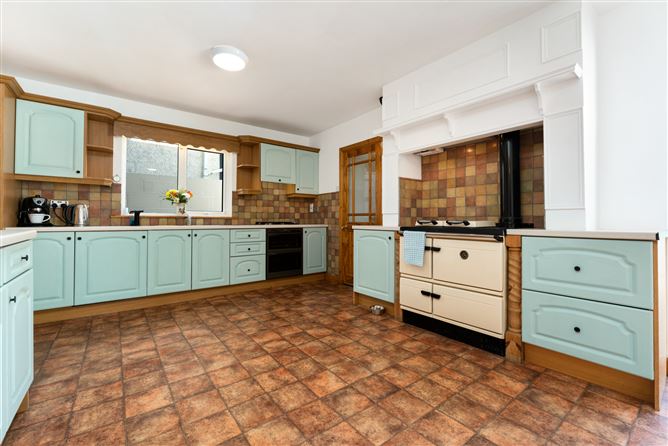 19 Leopardstown Abbey, Leopardstown,   Dublin 18