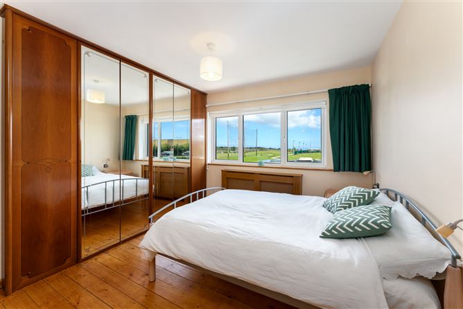 19 Leopardstown Abbey, Leopardstown,   Dublin 18