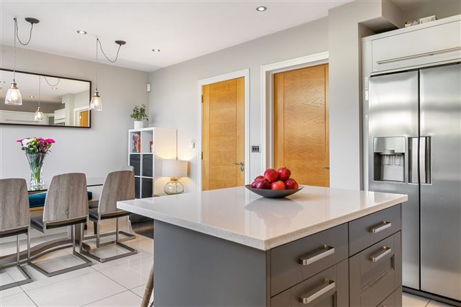 2 Brehon Court, Harold's Grange Road, Rathfarnham, Dublin 16