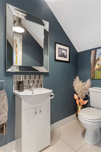 2 Brehon Court, Harold's Grange Road, Rathfarnham, Dublin 16