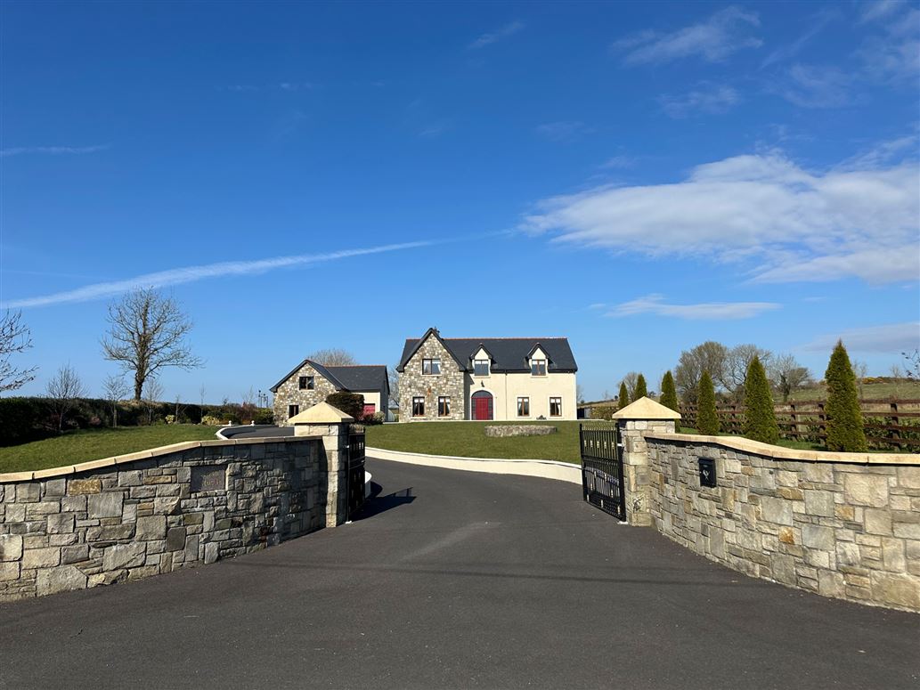 Glynsk House, Ballymoneen, Enniscrone, Co. Sligo