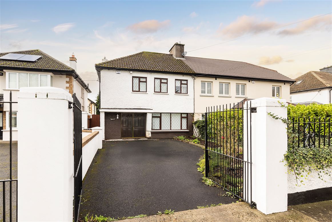 2 NEWLANDS DRIVE, Clondalkin, Dublin 22