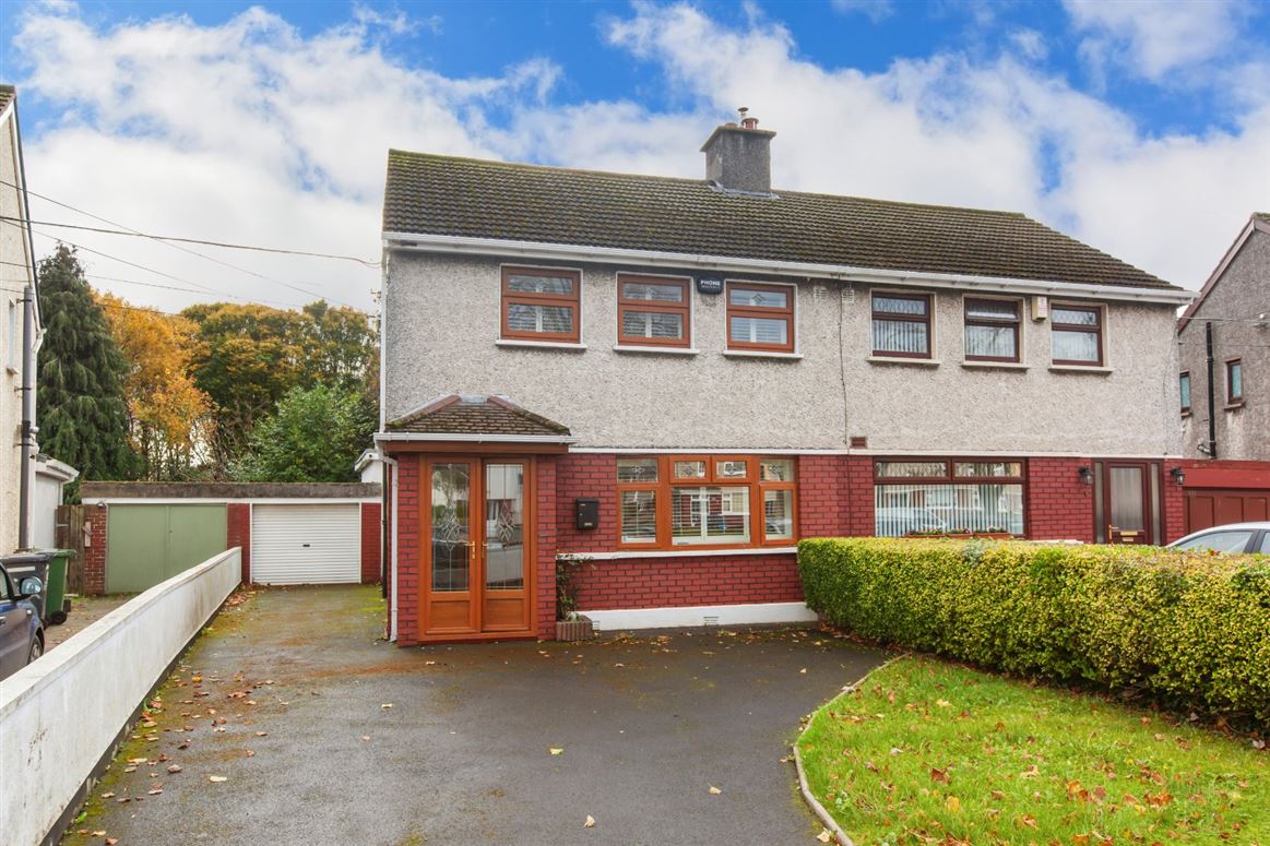 679 Collins Avenue Extension, Whitehall, Dublin 9