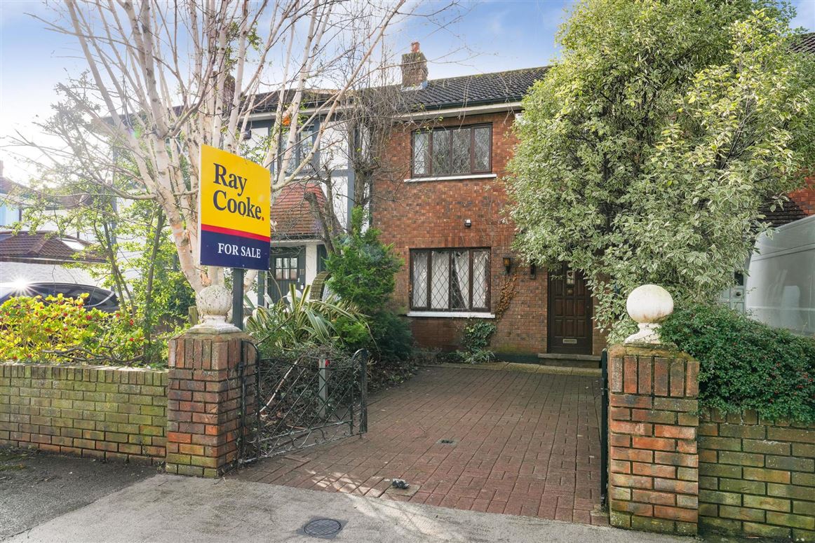 112 Tudor Lawns, Foxrock, Dublin 18