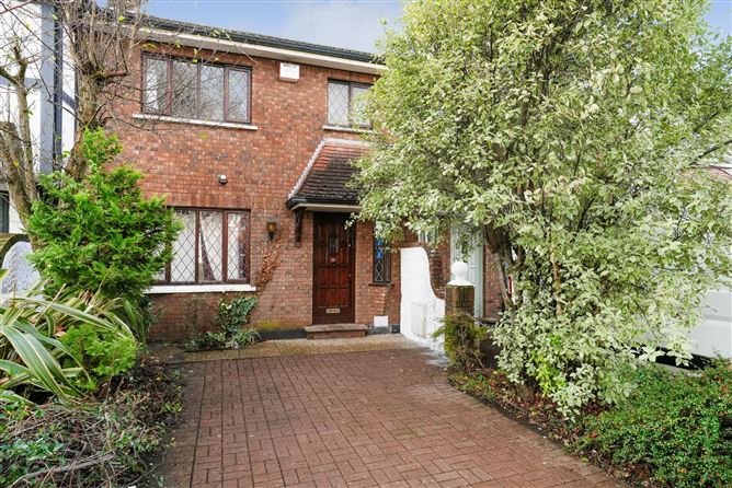112 Tudor Lawns, Foxrock, Dublin 18