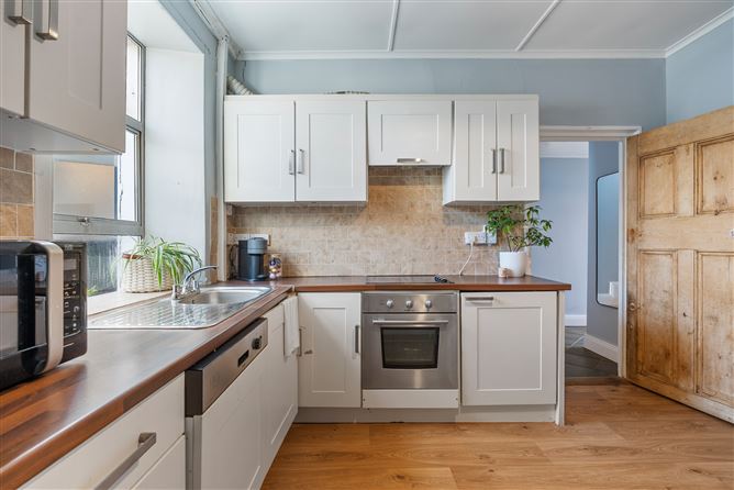 9 Woodland View, Old Youghal Road, Cork