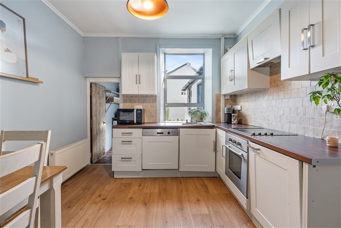 9 Woodland View, Old Youghal Road, Cork