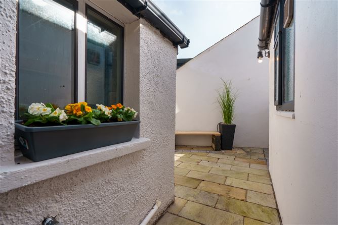 9 Woodland View, Old Youghal Road, Cork